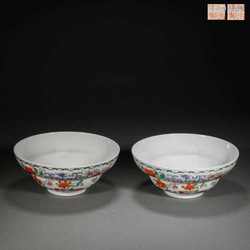 Qing Dynasty Famille Rose Flower Large Bowl