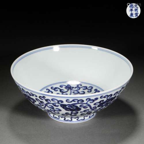 Ming Dynasty,Blue and White Flower Large Bowl