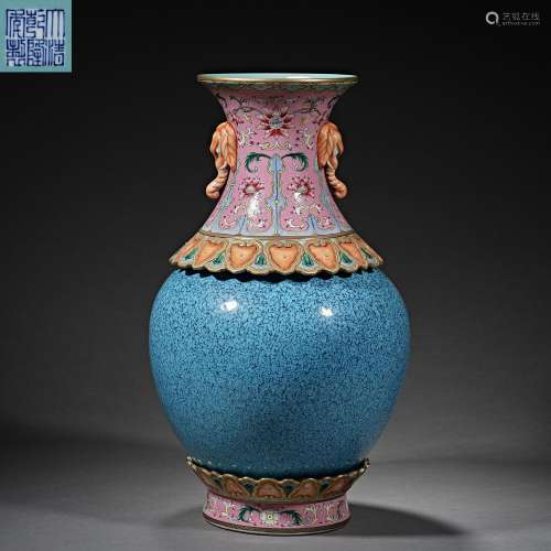 Qing Dynasty,Rujun Glaze Elephant Ear Revolving Vase