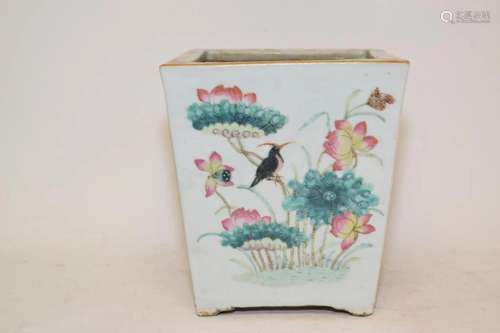 19th C. Chinese Porcelain Famille Rose Flower Pot