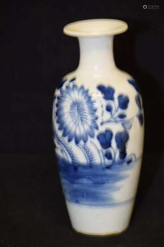 Ming/Qing Chinese Porcelain B&W Mei Vase