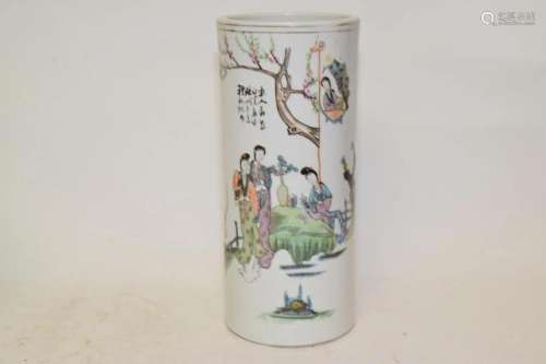 19-20th C. Chinese Porcelain Famille Rose Hat Stand