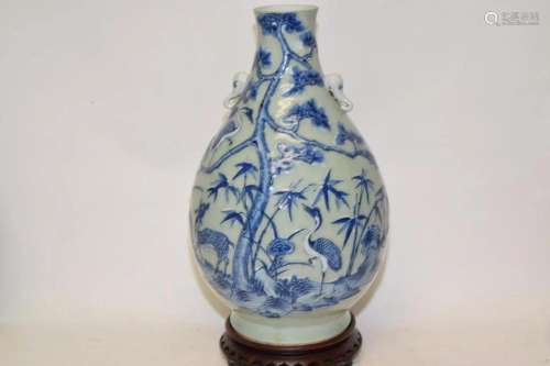 17-18th C. Chinese Porcelain Pea Glaze B&W Vase