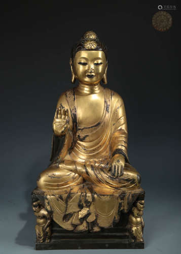 In the Ming Dynasty, the bronze body gilded with gold was no...