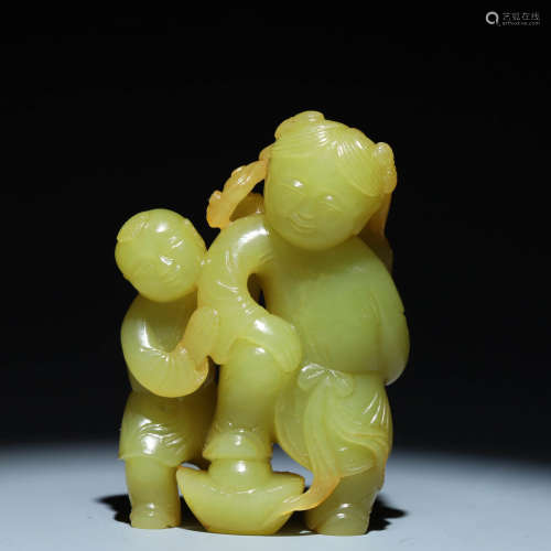 In the Qing Dynasty, Hotan Jade topaz selected a child