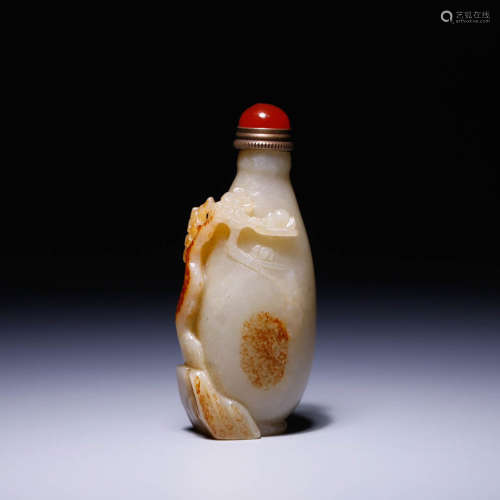 In the Qing Dynasty, Hotan Jade seed plum vase