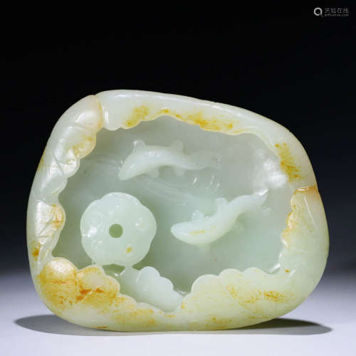 In the Qing Dynasty, Hotan Jade was served with fish fragran...