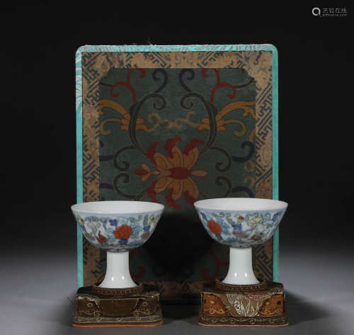 In the Ming Dynasty, the high-foot cup with colorful flower ...