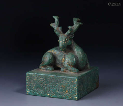 In ancient China, bronze lacquer and gold deer flower seal