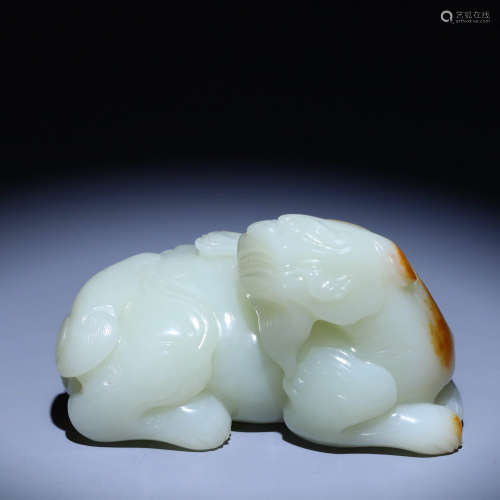 In the Qing Dynasty, Hotan Jade auspicious animal handle