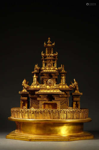 In the Qing Dynasty, a bronze gilded pagoda