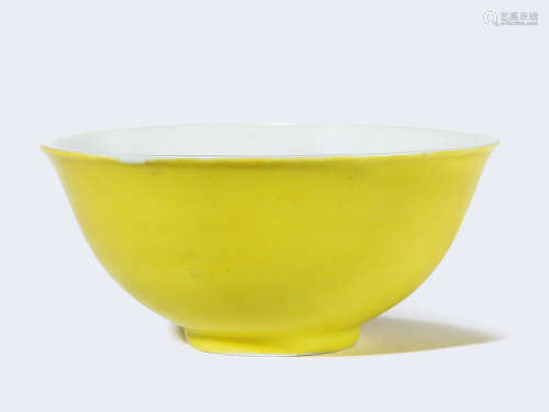 清 柠檬黄釉碗