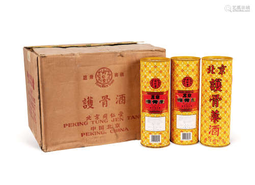 1998年产北京同仁堂出口美国护骨酒（大瓶装） 12瓶（原箱）