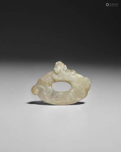 AN ARCHAISTIC JADE DRAGON-IN-CLOUDS ORNAMENT Song dynasty