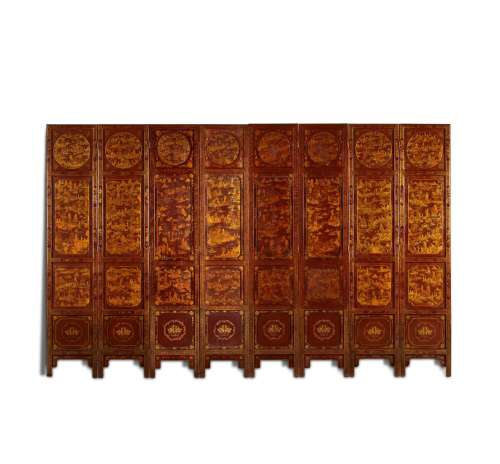 【W】AN EIGHT PANEL RED AND GILT LACQUER SCREEN, WEIPING Qing ...