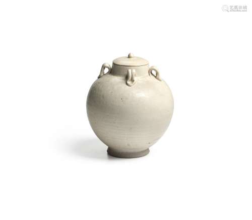 A WHITE-GLAZED OVIFORM JAR AND COVER  Tang dynasty