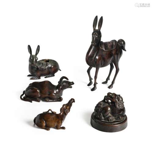 A GROUP OF FIVE BRONZE ANIMALS  17th to 19th century (5)