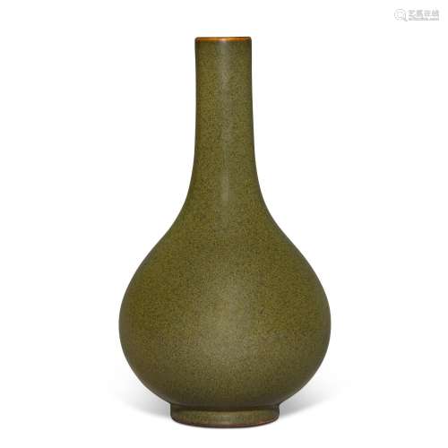 A teadust-glazed pear-shaped vase, Seal mark and period of Q...