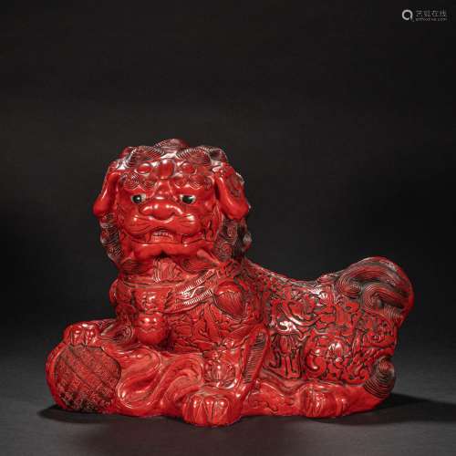 CHINESE QING DYNASTY LACQUERWARE LION