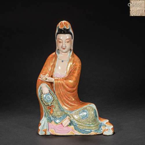 CHINESE PASTEL GUANYIN STATUE FROM QING DYNASTY