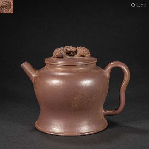 CHINESE PURPLE CLAY POT FROM QING DYNASTY