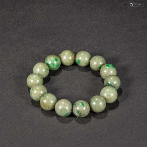 CHINESE JADE BRACELET FROM QING DYNASTY