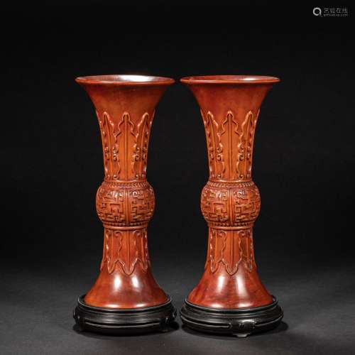 A PAIR OF CHINESE BOXWOOD FLOWERS FROM QING DYNASTY