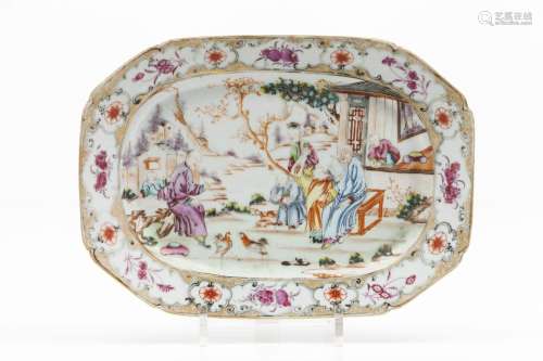 An octagonal serving platter