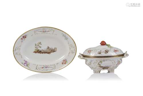 A small tureen and platter