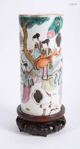 Chinese Famille Rose Enamel Decorated Porcelain Hat Stand, 1...