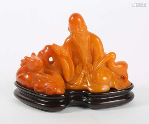Chinese Amber Figure of Shoulao, Qing Dynasty D1A1