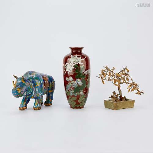 3 Asian Objects - Hardstone & Cloisonne