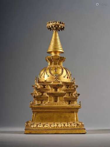 Tibet，15th century A large gilt-copper alloy stupa