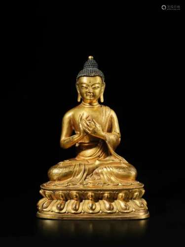 Qing dynasty，circa 18th century A gilt-copper alloy figure o...