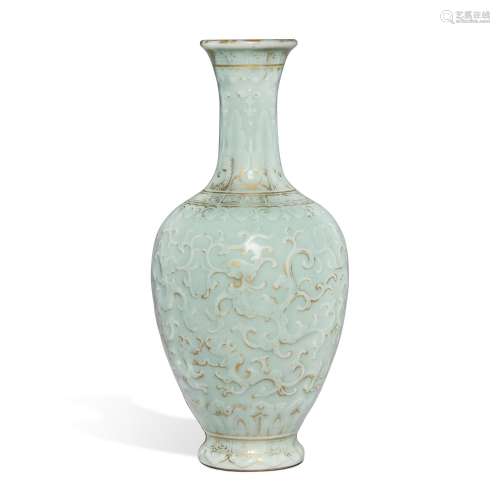 An extremely rare carved gilt-decorated and celadon-glazed '...