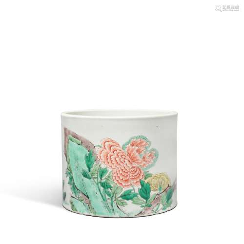 A famille-verte 'peony and rockwork' brushpot, Qing dynasty,...