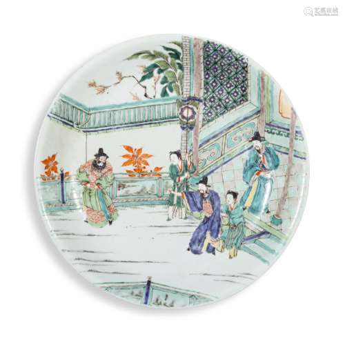 A large famille-verte 'figural' dish, Qing dynasty, Kangxi p...