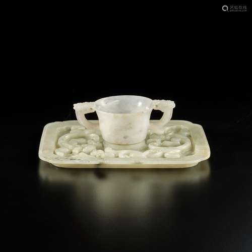 A rare jade cup and a cupstand, Yuan - Ming dynasty | 元至明...