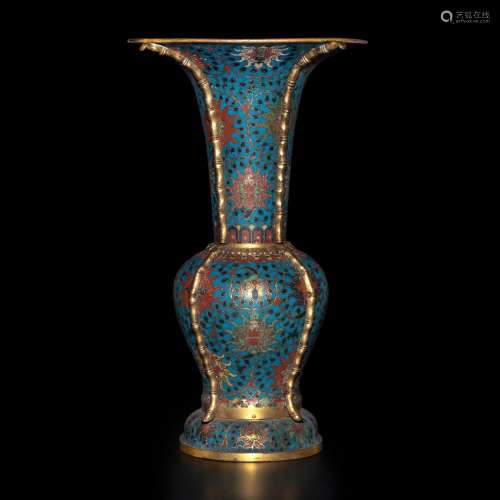 A large cloisonné enamel 'lotus' yenyen vase, Ming dynasty, ...