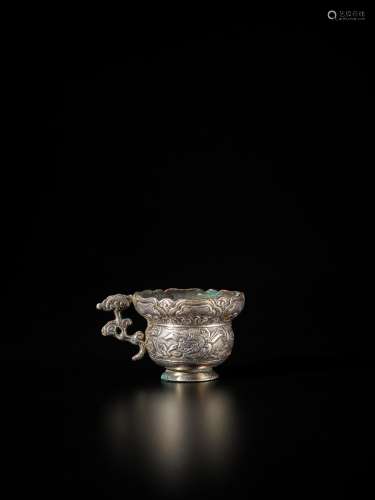 A rare silver 'chilong and lingzhi' handled cup, Song dynast...