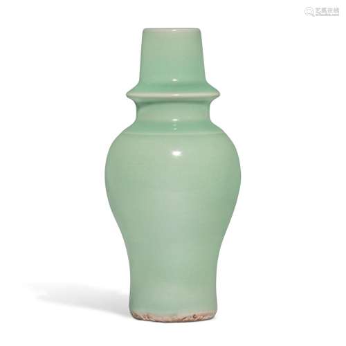 A 'Longquan' celadon-glazed vase, Yuan / Ming dynasty | 元 /...