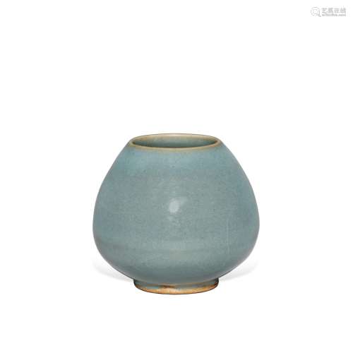 A blue-glazed 'Jun' lotus bud-form waterpot, Northern Song /...
