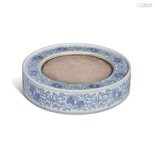 A blue and white circular inkstone, Seal mark and period of ...