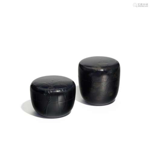 SUZUKI MUTSUMI (1942-2009) Two Lacquer Powered-Tea Caddies