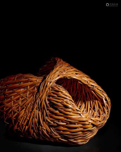 MIMURA CHIKUHŌ (1973-) A Sculptural Handled Basket Heisei er...