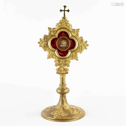 A reliquary monstrance with a sealed theca 'Saint Germaine C...