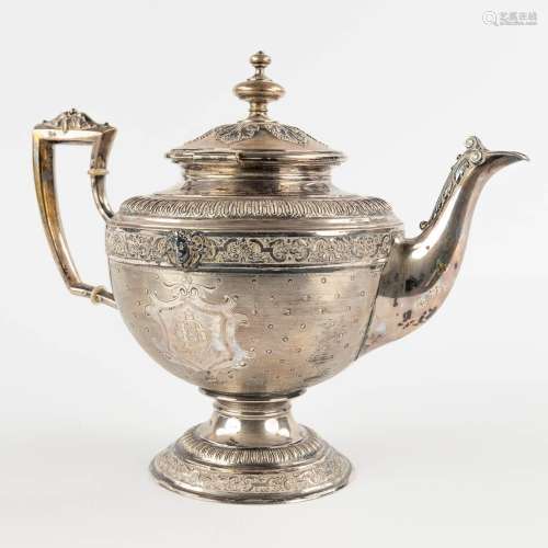 A teapot, silver, Germany. Gross: 659g. (D:16 x W:26 x H:21 ...