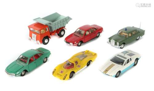 6 Modellautos ca. 1970er Jahre, Metall, lackiert, M: 1:43 un...