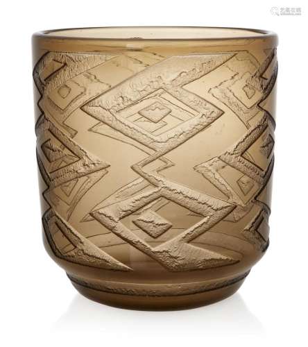 Daum<br />
<br />
Topaz coloured vase in geometric design, c...