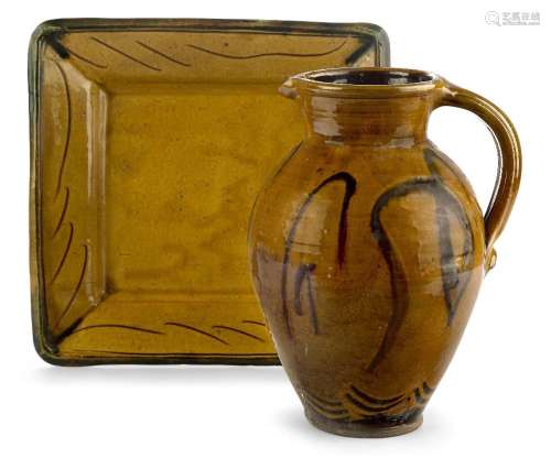Clive Bowen (b.1943)<br />
<br />
Large jug with slip and co...